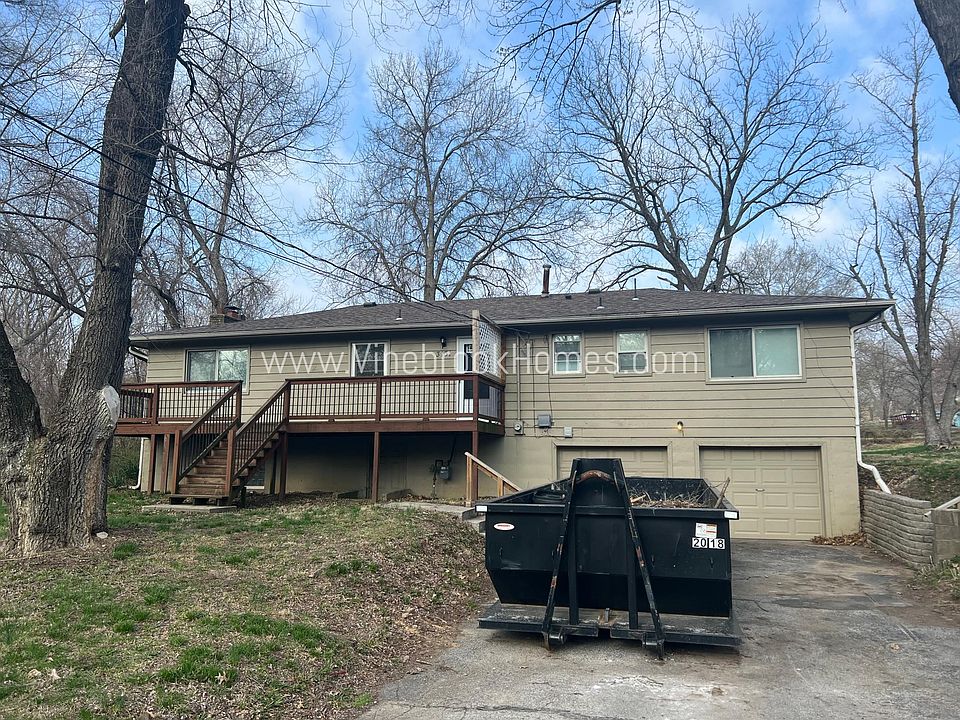 1st image of 3131 N 71st Ter