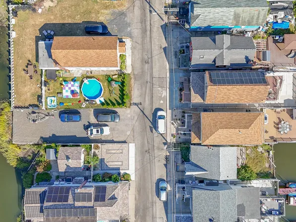 20 West 18th Road image 30 of 34