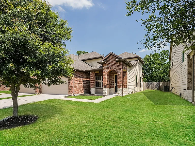 12147 Pia Dr — Photo 3