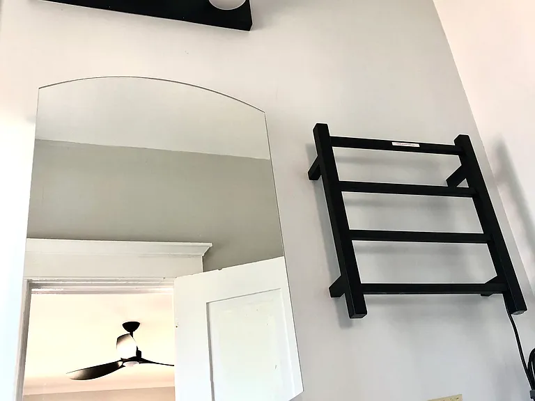 55 Roswell Ave #9 — Photo 19