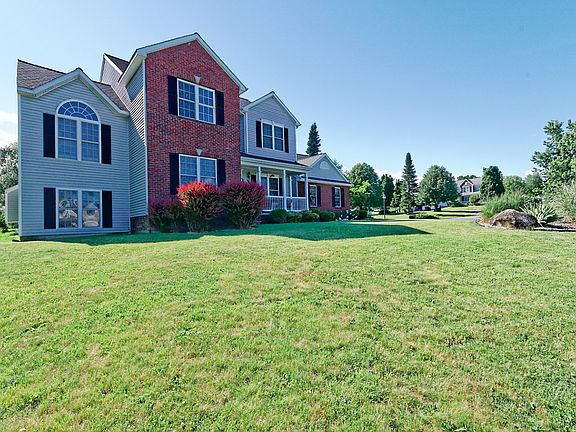 2nd image of 1 Rose Ct