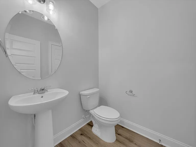 1121 Carlisle Pl — Photo 26