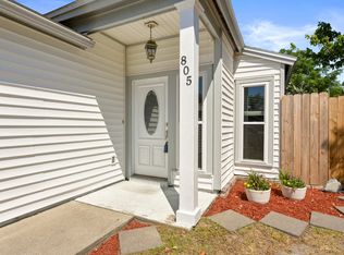 805 Candleknoll Ln, Jacksonville, FL 32225