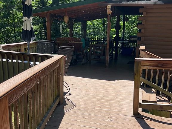 4th image of 2449 Turkey Knob Rd