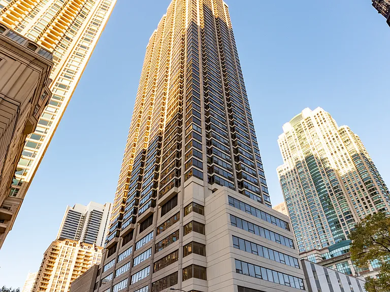 30 E Huron St #904 — Photo 28