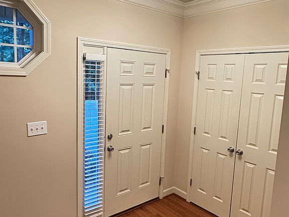 3rd image of 5933 Kohler Ln