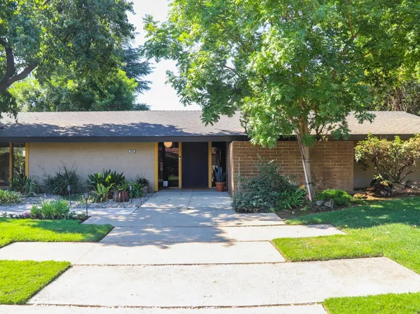 2491 W Barstow Ave, Fresno, CA 93711