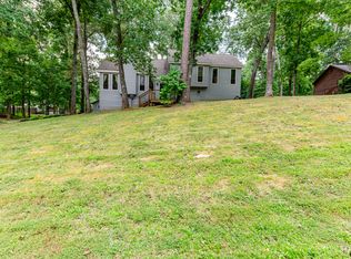 1223 Rolling Green Dr, Acworth, GA 30102