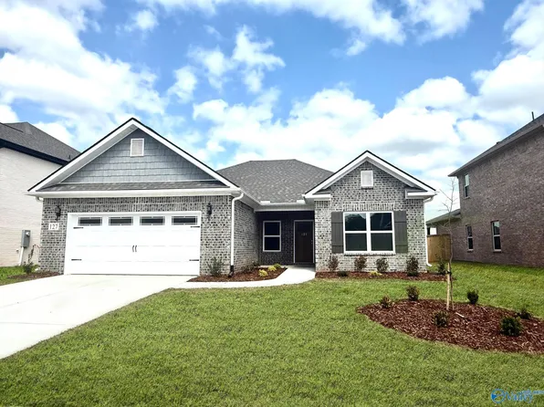 127 Ranna Dr, Huntsville, AL 35811