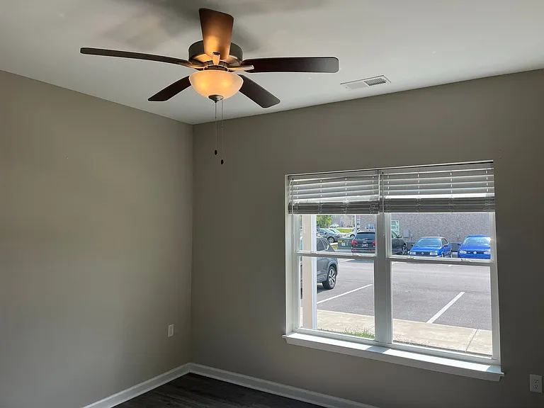 Field Haven Apartments — Photo 43