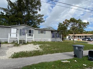 10559 Sandalfoot Blvd, Boca Raton, FL 33428