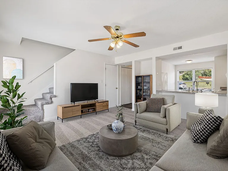 Two Bedroom B - 2 Bed / 1.5 Bath - 1,050 Sq.Ft.