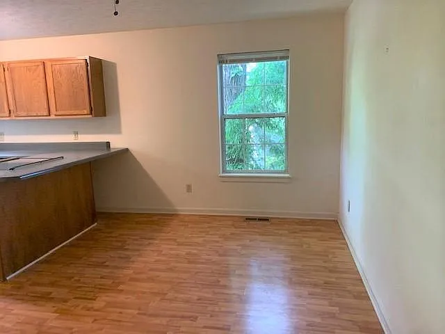 152 Woodland Ave — Photo 6