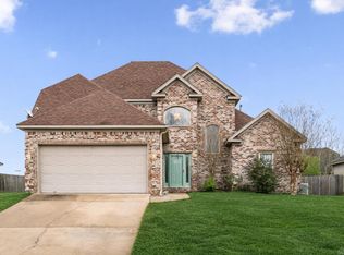 222 Pleasant Holly Dr, Benton, AR 72015