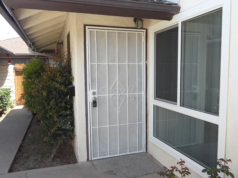 1189 N Shattuck St #A-C — Photo 3