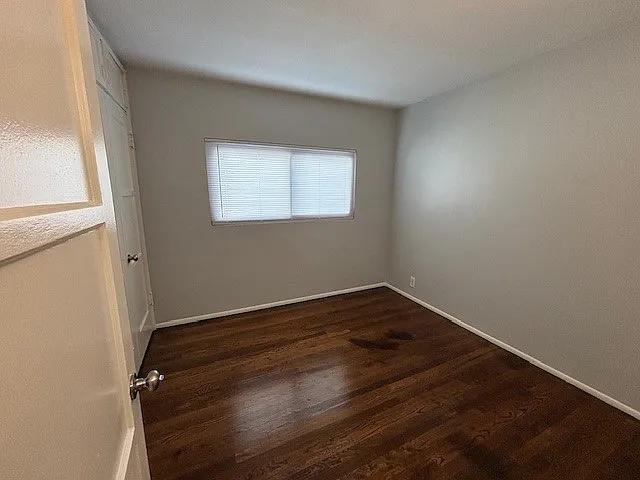 2229 N Valley St — Photo 9