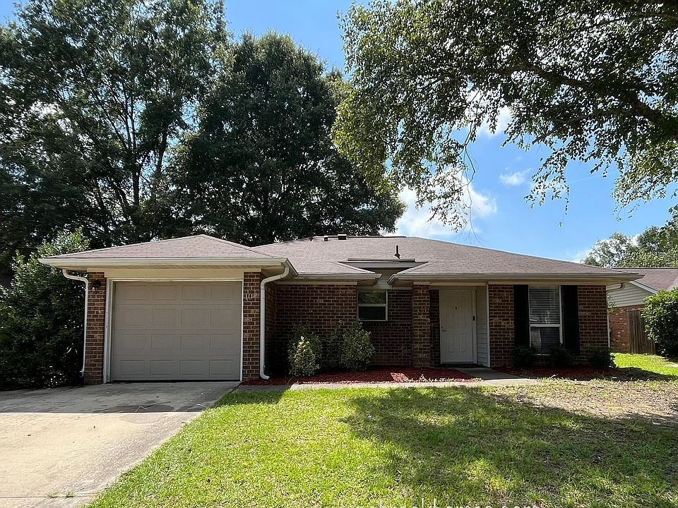 1st image of 107 Celestin Ct
