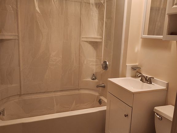 3rd image of 500 Main St #2