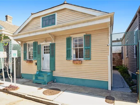 935 Ursulines Ave, New Orleans, LA 70116