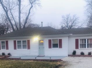 109 E Lois St, Lansing, KS 66043