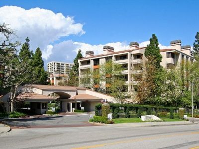 2131 Century Park Ln APT 110, Los Angeles, CA, 90067