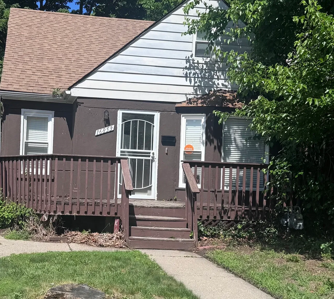 3 bed, 891 sqft, $1,400 — Photo 1