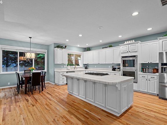 4th image of 9534 NW Engleman St