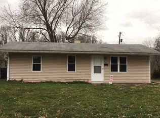 26 E Adams Dr, Cahokia, IL