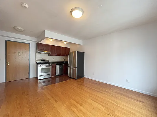 Rented by Compass | media 16