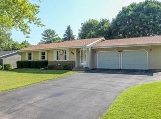 844 Mary Ct, Jefferson, WI 53549
