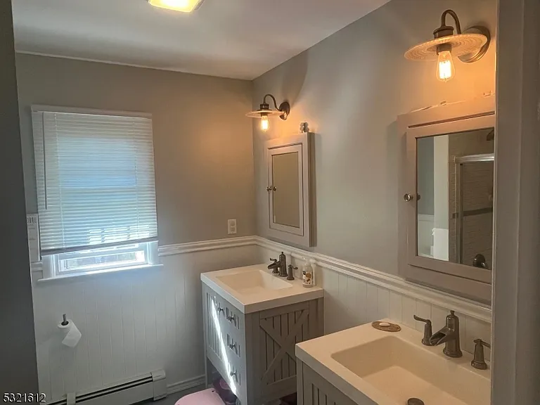 65 Wetmore Ave — Photo 17