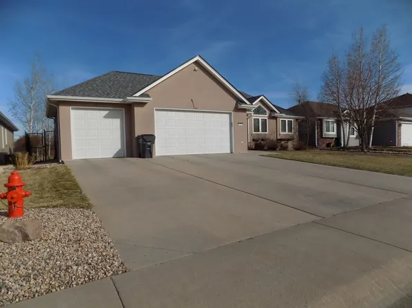 322 N 50th Avenue Pl, Greeley, CO 80634