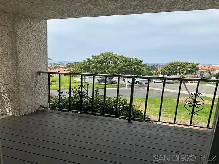 6675 Paseo Del Norte #A — Photo 8