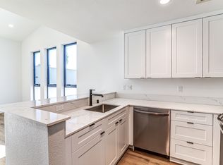 Girard Lofts, La Jolla, CA 92037
