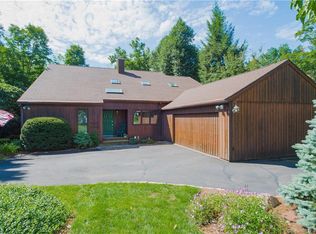 41 Ranger Ln, West Hartford, CT 06117