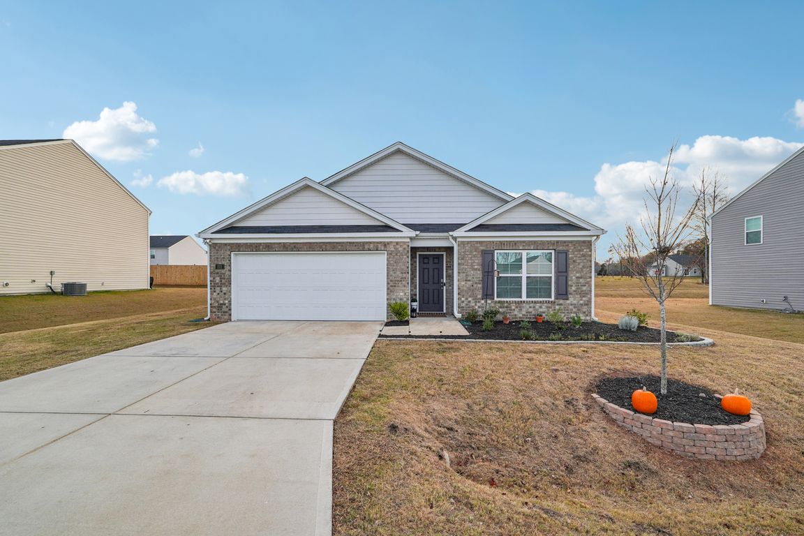 Rose Wind Way-S1411-001.jpg