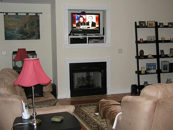 204 War Admiral Dr — Photo 8