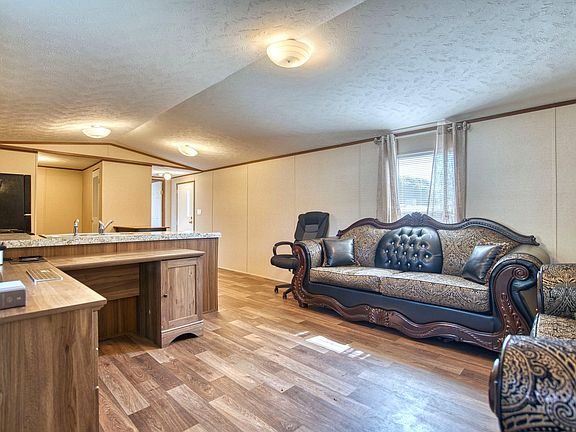 3rd image of 218 Grape St #28