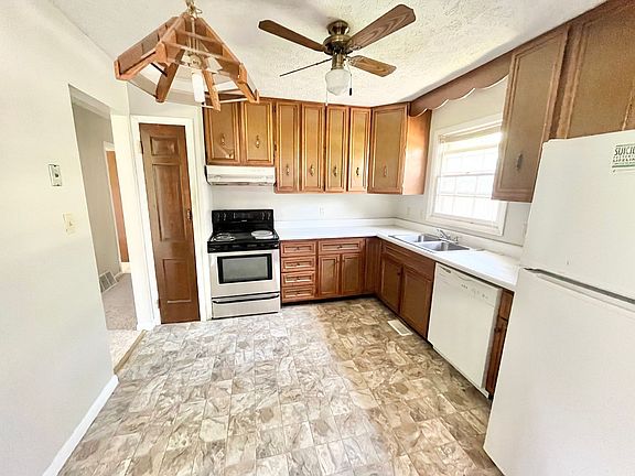 4th image of 5313 Pioneer Dr