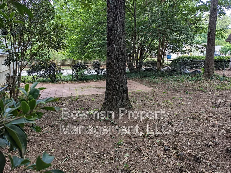 145 Diamond Dr — Photo 40