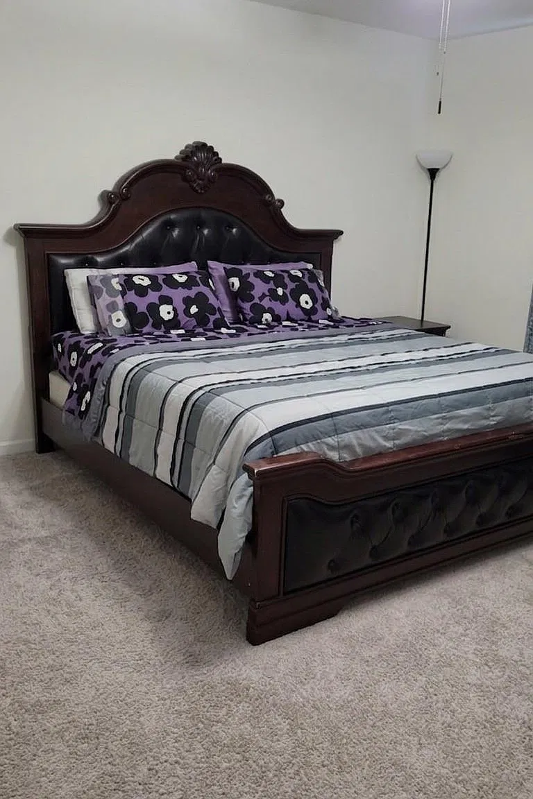 3 bed, 2.5 bath, 1920 sqft, $325,000 — Photo 4