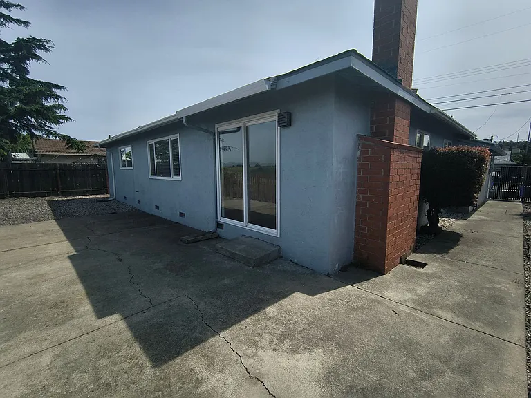 2275 Cypress Ave — Photo 44