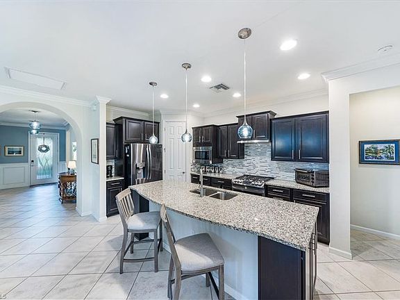 5th image of 7267 Live Oak DR