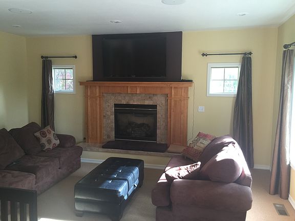 4th image of 1628 S Maple Blvd