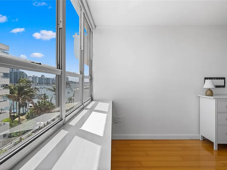 11 Island Ave #610 — Photo 34