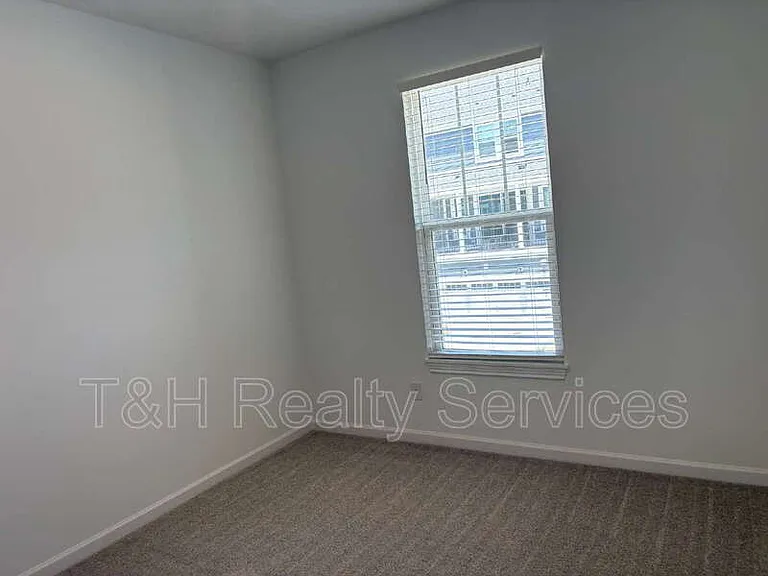 5790 Arcade Blvd — Photo 19