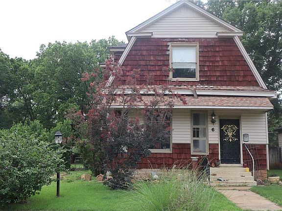 2nd image of 6 S Holbrook St