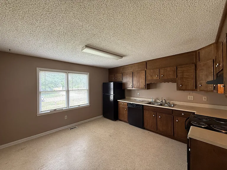 1908 Catchings Dr NW — Photo 16