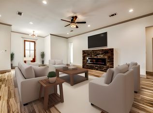 532 Woodland Dr, Azle, TX 76020