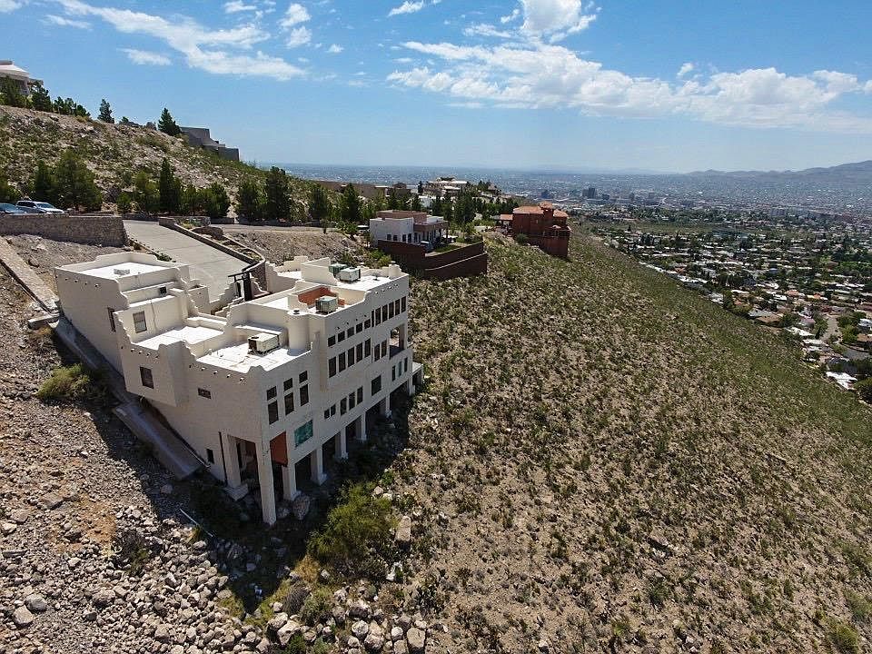 1st image of 65 Sierra Crest Dr